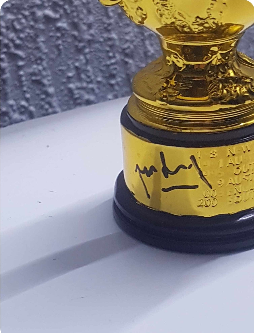 Mini Replica Rugby World Cup Trophy Signed By Mike Tindall & Phil Vickery #1